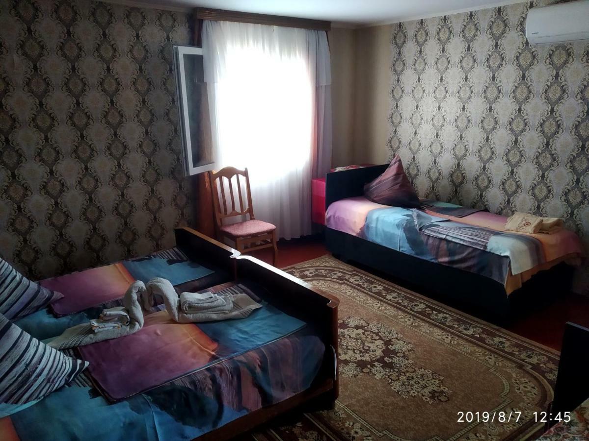 Downtown Guest House Kutaisi Exterior foto